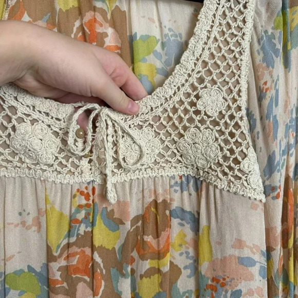 Sanctuary lightweight floral long sleeve blouse crochet lace front size small H7 - Picture 2 of 6